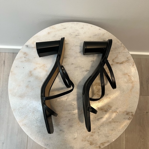 Marc Fisher Women's sandals heels - Picture 4 of 10